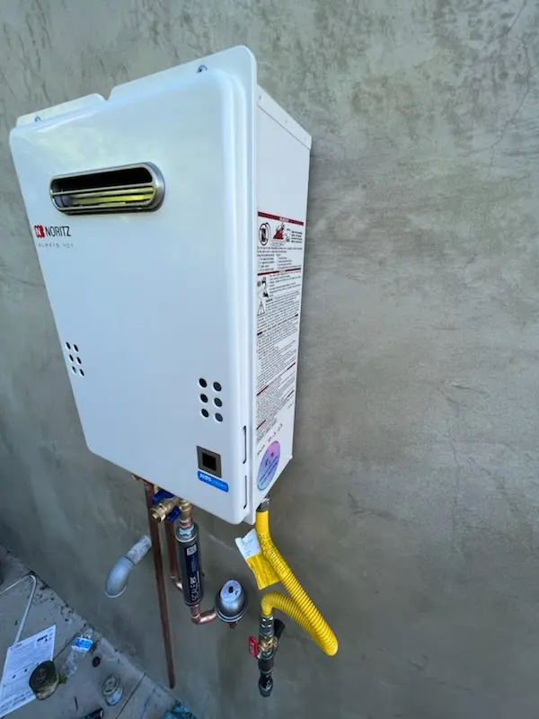 Tankless water heater installation for Lyons Park homes